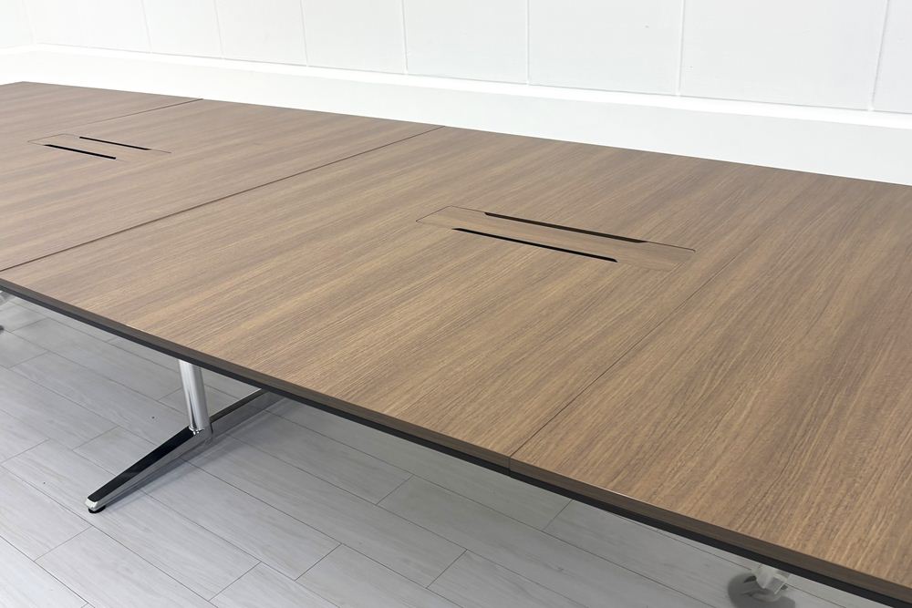 オカムラ ラティオ 中古 大型会議テーブル 幅4800 ミーティングテーブル 会議机 中古オフィス家具 4800/1500/720の画像