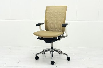 ヴェントチェア イトーキ Vento 2018年製 中古 OAチェア オフィスチェア 中古オフィス家具 KE-837JB-ZWY3 ベージュの画像