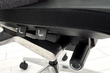 ヴェントチェア イトーキ Vento 2018年製 中古 OAチェア オフィスチェア 中古オフィス家具 KE-837JB-ZWT1 ブラックの画像