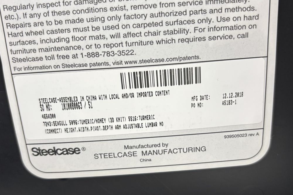 スチールケース シンクチェア 中古 2018年製 Steelcase Think 可動肘 中古オフィス家具 465A300 イエローの画像