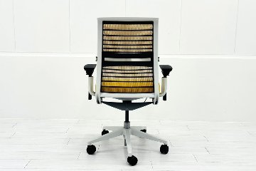 スチールケース シンクチェア 中古 2018年製 Steelcase Think 可動肘 中古オフィス家具 465A300 イエローの画像