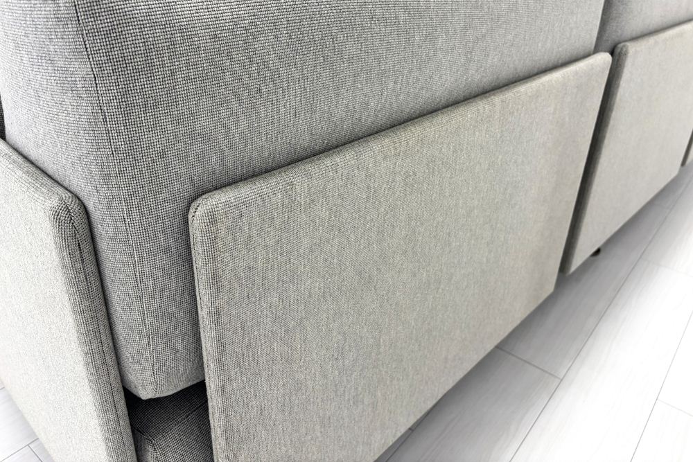 カッシーナ イクスシー テーマ 中古 Cassina IXC. THEMA ソファー 3人用ソファー 中古オフィス家具 2500/850/770の画像
