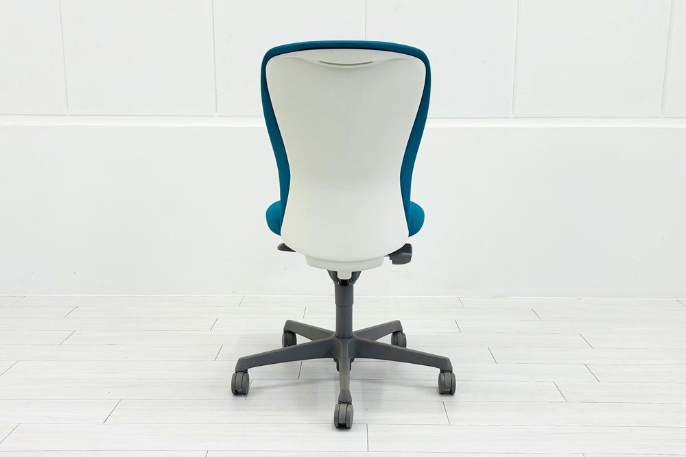 オカムラ スラートチェア 中古 sulato ハイバック 肘無チェア 中古オフィス家具 中古オフィスチェア ブルーグリーンの画像