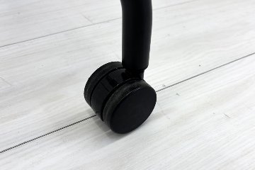 オカムラ ライブス ネスティングチェア 中古 【4脚セット】 Lives Nesting Chair ミーティングチェア 会議椅子 中古オフィス家具の画像