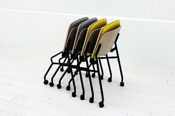 オカムラ ライブス ネスティングチェア 中古 【4脚セット】 Lives Nesting Chair ミーティングチェア 会議椅子 中古オフィス家具の画像