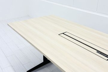 オカムラ ブレスタ 中古 幅2050 小型会議テーブル ミーティングテーブル 会議机 中古オフィス家具 2050/800/720の画像