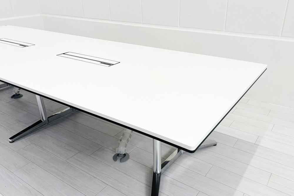 【ポリッシュ脚ピカピカ磨き有！】オカムラ ラティオ 中古 幅3600 大型会議テーブル ミーティングテーブル 会議机 RATIO 中古オフィス家具 ホワイト 3600/1200/720の画像