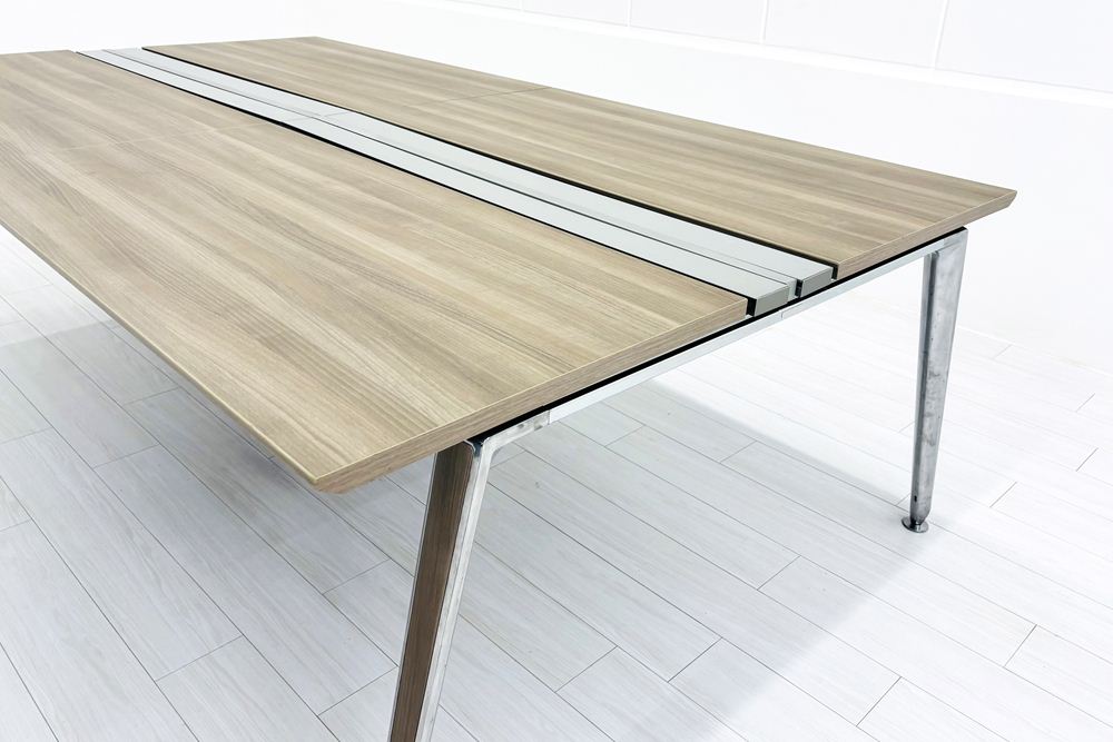 オカムラ プリシード 中古 フリーアドレス OKAMURA PRECEDE 長机 中古オフィス家具 2400/1400/720の画像