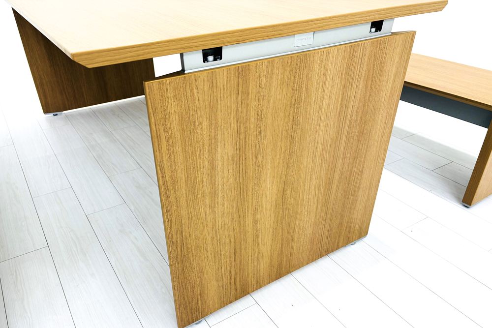 オカムラ プロセルバ ミーティングテーブル ベンチ 【3点セット】 中古 Proselva 中古オフィス家具 幅1800の画像