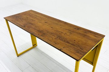 オカムラ ソリスト SOLISTE 平机 中古 中古オフィス家具 事務机 1200/450/720 ラスティックパイン/イエローの画像