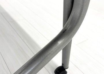 オカムラ ネスティア 中古 フォールディングテーブル ミーティングテーブル 折りたたみテーブル 中古オフィス家具 1500/600/700の画像