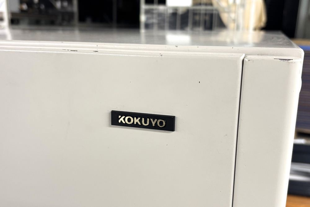 コクヨ ダイヤル式 オフィス用耐火金庫 カギ付き 中古 中古オフィス家具 業務用耐火金庫 650/650/1040の画像