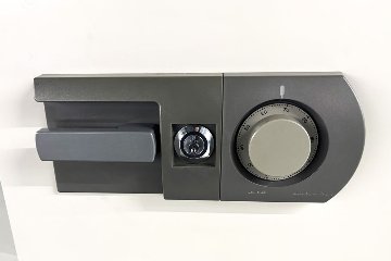 コクヨ 耐火金庫 | 中古オフィス家具専門店のオフィスアイデア