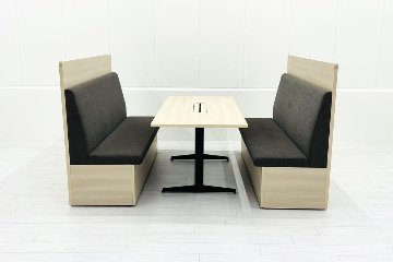 【3点セット】 対面ブース ファミレスソファ オカムラ ブレスタ 中古 ミーティングブース 中古オフィス家具 バックパネル付きの画像