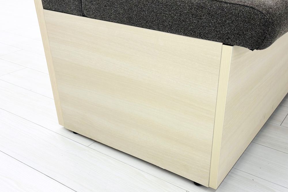 【2点セット】 対面ブース ファミレスソファ オカムラ ブレスタ 中古 ミーティングブース 中古オフィス家具 バックパネル付きの画像
