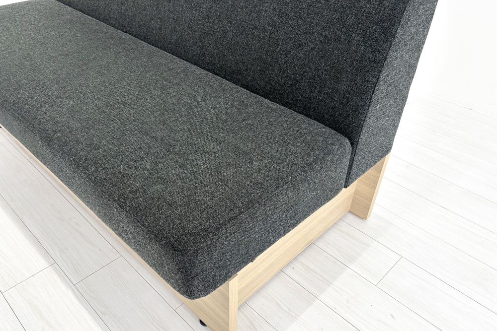コクヨ デイズオフィス ワイヤードソファー 中古 デイズバウンダリー 3Pソファ DAYS OFFICE 中古オフィス家具 1500/740/730 グレーの画像