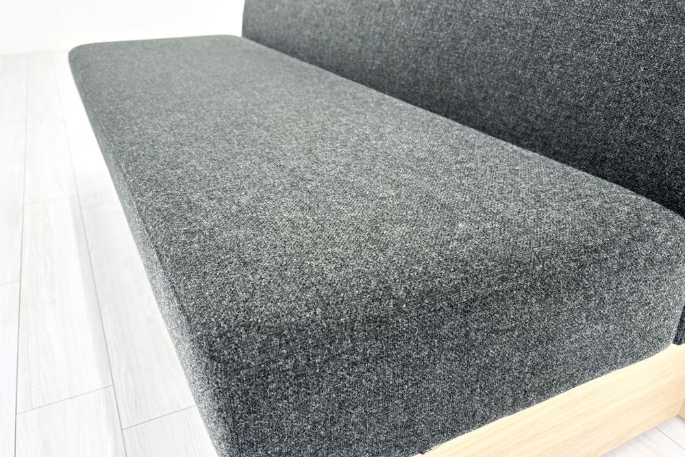 コクヨ デイズオフィス ワイヤードソファー 中古 デイズバウンダリー 3Pソファ DAYS OFFICE 中古オフィス家具 1500/740/730 グレーの画像