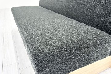 コクヨ デイズオフィス ワイヤードソファー 中古 デイズバウンダリー 3Pソファ DAYS OFFICE 中古オフィス家具 1500/740/730 グレーの画像