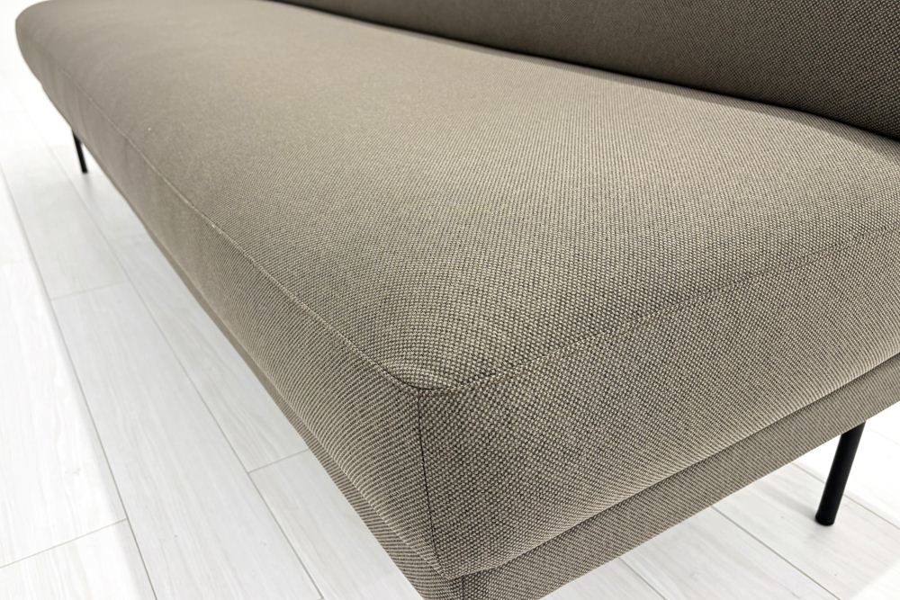 コクヨ ロビーソファー 中古 3人用ソファ 中古オフィス家具 2100/670/750 ブラウン系色の画像