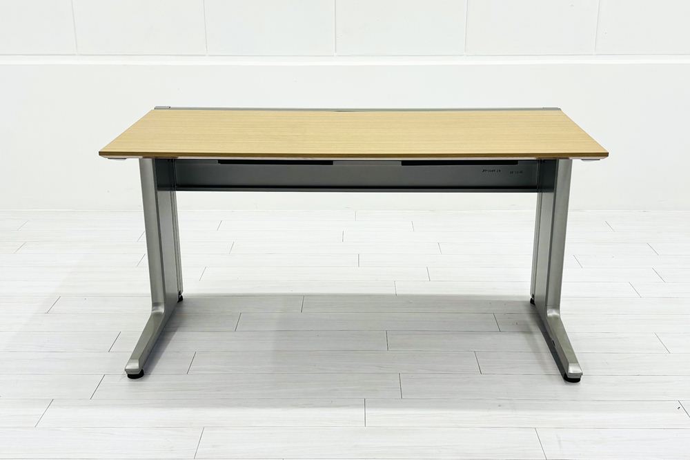 インクルード 平机 幅1400 中古 平デスク イトーキ 中古机 平デスク 事務机 中古オフィス家具 1400/660/720の画像