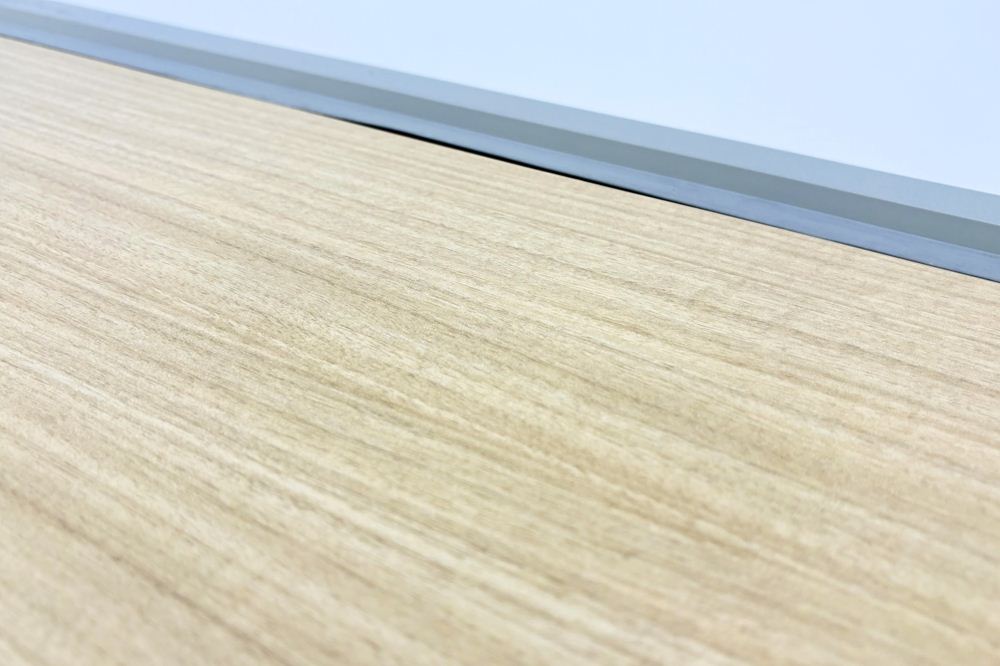 インクルード 平机 幅1400 中古 平デスク イトーキ 中古机 平デスク 事務机 中古オフィス家具 1400/660/720の画像