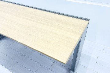 インクルード 平机 幅1600 中古 平デスク イトーキ 中古机 平デスク 事務机 中古オフィス家具 1600/660/720の画像