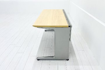 インクルード 平机 幅1600 中古 平デスク イトーキ 中古机 平デスク 事務机 中古オフィス家具 1600/660/720の画像