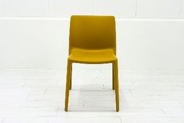 【4脚セット】 イトーキ ACTIU FTチェアシリーズ 中古 ミーティングチェア 多目的チェア スタッキングチェア 中古オフィス家具 マスタードの画像