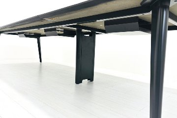 オカムラ ライブス ミーティングテーブル 中古 大型会議テーブル Lives 中古オフィス家具 3600/1200/720の画像