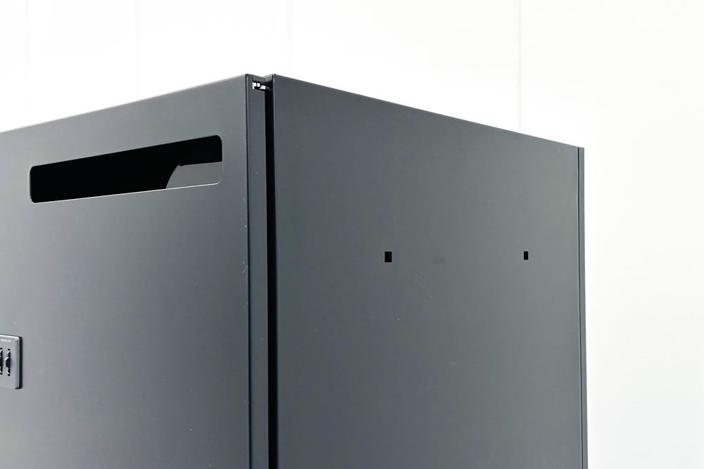 コクヨ エディア 8人用ロッカー 中古 メールボックス 中古オフィス家具 オートロックダイヤル錠 ブラック 900/450/1810の画像