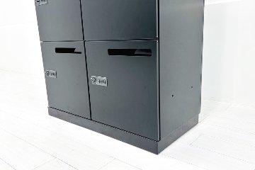 コクヨ エディア 8人用ロッカー 中古 メールボックス 中古オフィス家具 オートロックダイヤル錠 ブラック 900/450/1810の画像