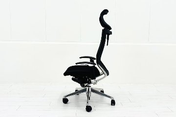 【ポリッシュ脚ピカピカ磨き有！】バロンチェア 中古 2023年製 オカムラ グラデーションメッシュ エクストラハイバック 可動肘 中古オフィス家具 可動ヘッドレスト ブラックの画像