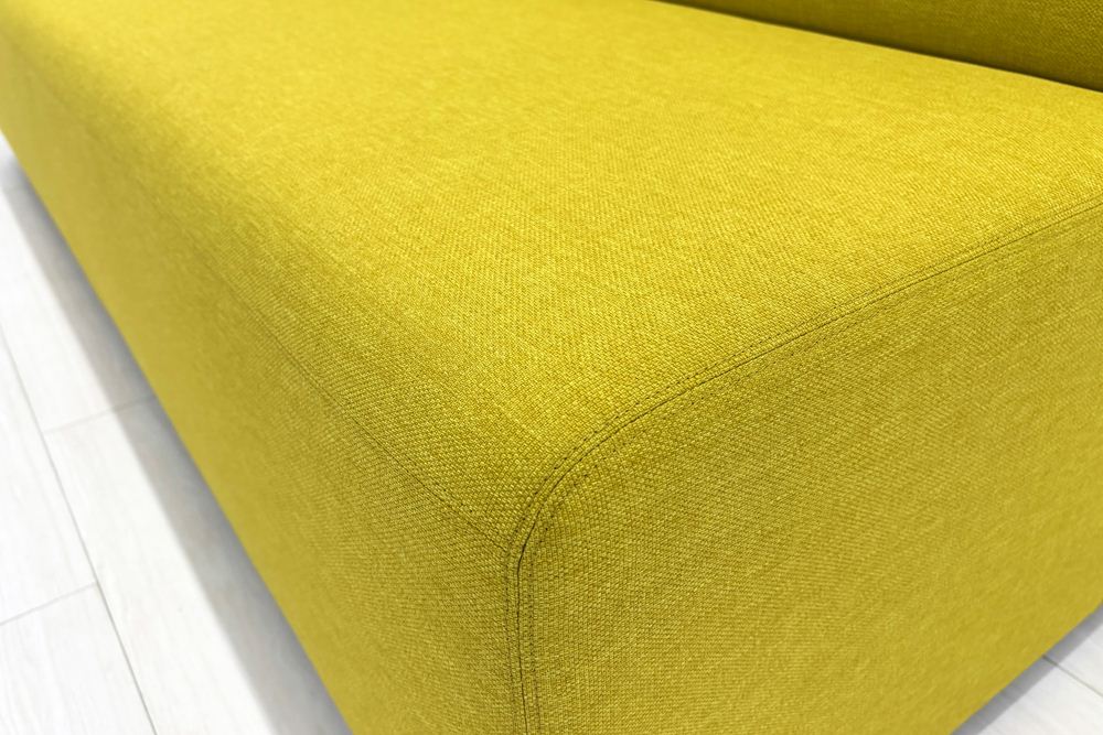 ケーラウンジソファ ノルオフィス Knoll Office k. lounge ローバック3シート 中古 中古オフィス家具 イエロー 1985/720/660の画像