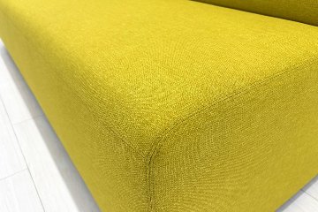 ケーラウンジソファ ノルオフィス Knoll Office k. lounge ローバック3シート 中古 中古オフィス家具 イエロー 1985/720/660の画像