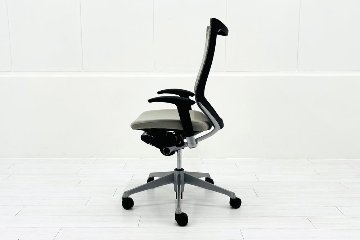 中古 バロンチェア オカムラ OKAMURA Baron 中古オフィス家具 ハイバック 可動肘 ライトグレーの画像