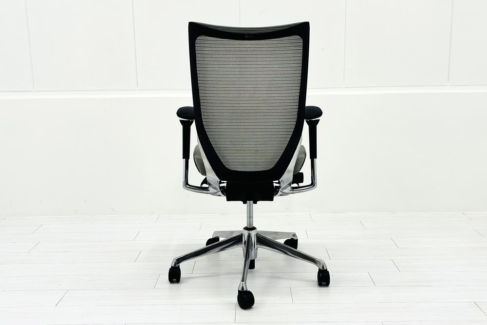 中古 バロンチェア オカムラ OKAMURA Baron 中古オフィス家具 ハイバックメッシュ 可動肘 ライトグレーの画像