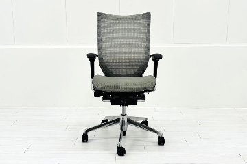 中古 バロンチェア オカムラ OKAMURA Baron 中古オフィス家具 ハイバックメッシュ 可動肘 ライトグレーの画像