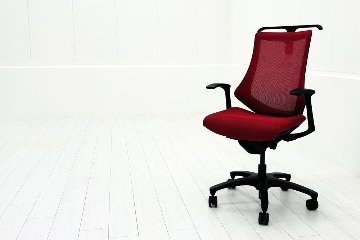 イトーキ エフチェア 中古 2017年製 クッション 固定肘 事務椅子 ITOKI 中古オフィス家具 KF-375JBH-T1M4 レッドの画像