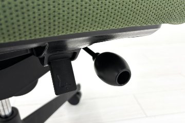コクヨ ウィザードチェア 肘無 中古 2020年製 ウィザード3 ローバック 中古オフィス家具 KOKUYO Wizard3 グリーンの画像