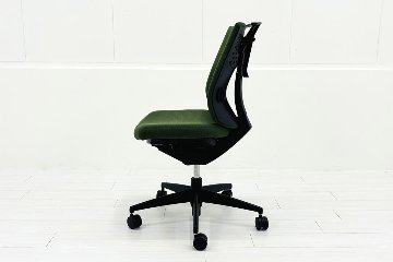 コクヨ ウィザードチェア 肘無 中古 2020年製 ウィザード3 ローバック 中古オフィス家具 KOKUYO Wizard3 グリーンの画像