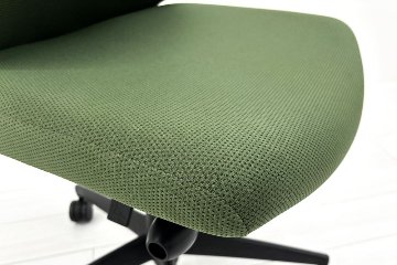 コクヨ ウィザードチェア 肘無 中古 2020年製 ウィザード3 ローバック 中古オフィス家具 KOKUYO Wizard3 グリーンの画像