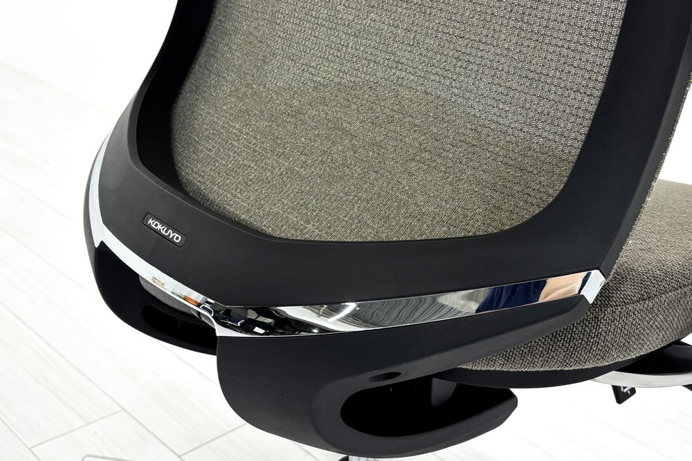 コクヨ Bezel(ベゼル)シリーズ 中古 2020年製 クッション KOKUYO テクスチャードメッシュ 固定肘 中古オフィス家具の画像