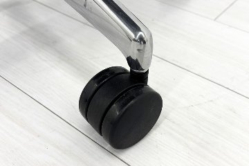 コクヨ Bezel(ベゼル)シリーズ 中古 2020年製 クッション KOKUYO テクスチャードメッシュ 固定肘 中古オフィス家具の画像