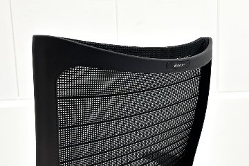 オカムラ バロンチェア 中古 OKAMURA Baron 中古オフィス家具 可動肘 ハイバック グラデーションメッシュ ブラックの画像
