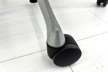 オカムラ バロンチェア 中古 OKAMURA Baron 中古オフィス家具 可動肘 ハイバック グラデーションメッシュ ブラックの画像