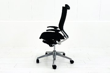 オカムラ バロンチェア 中古 OKAMURA Baron 中古オフィス家具 可動肘 ハイバック グラデーションメッシュ ブラックの画像