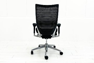 オカムラ バロンチェア 中古 OKAMURA Baron 中古オフィス家具 可動肘 ハイバック グラデーションメッシュ ブラックの画像