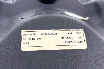【シリンダー交換済】アーロンチェア 中古 Bサイズ フル装備 タキシードメッシュ ハーマンミラー アルミ脚 レザーアーム Herman Miller Aeron Chair 肘ダイヤルの画像