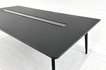 内田洋行 レムナ LEMNA 小型会議テーブル 中古 ブラック ミーティングテーブル 中古 幅2400 中古オフィス家具 2400/1200/720の画像