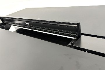 内田洋行 レムナ LEMNA 小型会議テーブル 中古 ブラック ミーティングテーブル 中古 幅2400 中古オフィス家具 2400/1200/720の画像